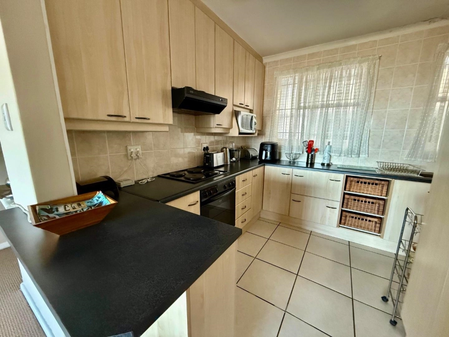 1 Bedroom Property for Sale in Port Elizabeth Central Eastern Cape